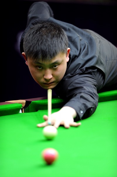 确保球员在 确保球员在