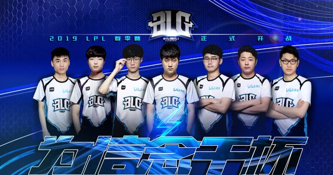 雄鹿四次获 雄鹿四次获